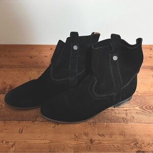 Frye & Co Sarah Shortie Black Suede Boots Size 8 pull on booties